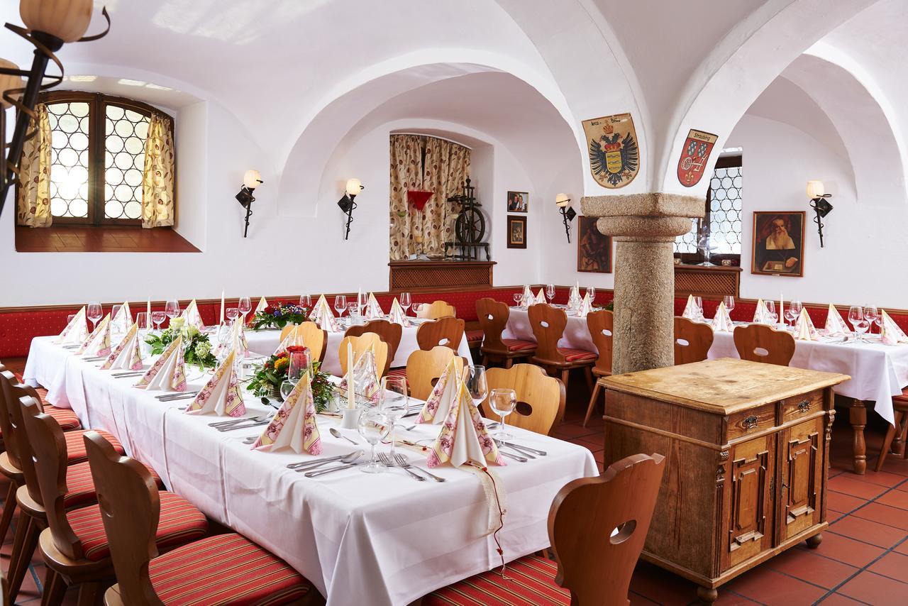 Hotel Gaeubodenhof Straubing Bagian luar foto